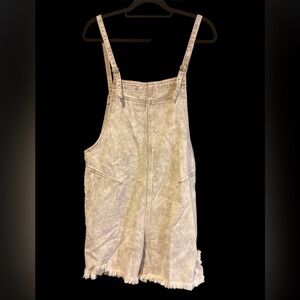 POL CLOTHING TAN DENIM RELAXED FIT BIB OVERALLS 
SIZE - M